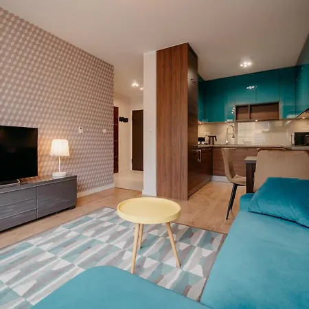 Ξενοδοχείο με διαμερίσματα Inqse Centre