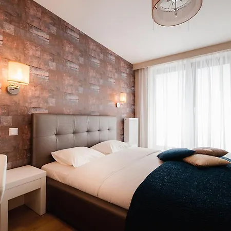 Inqse Centre Aparthotel 4*