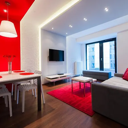 Inqse Centre Aparthotel 4*