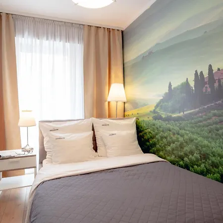 Inqse Centre Aparthotel