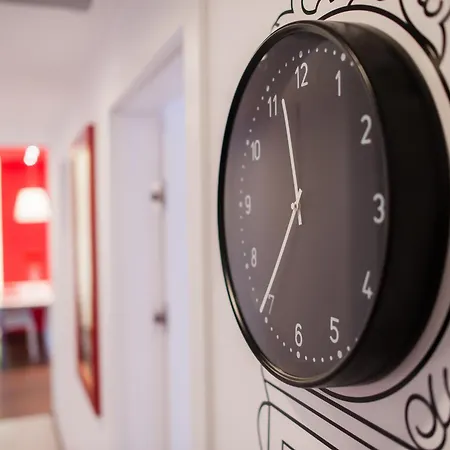 Aparthotel Inqse Centre 4*